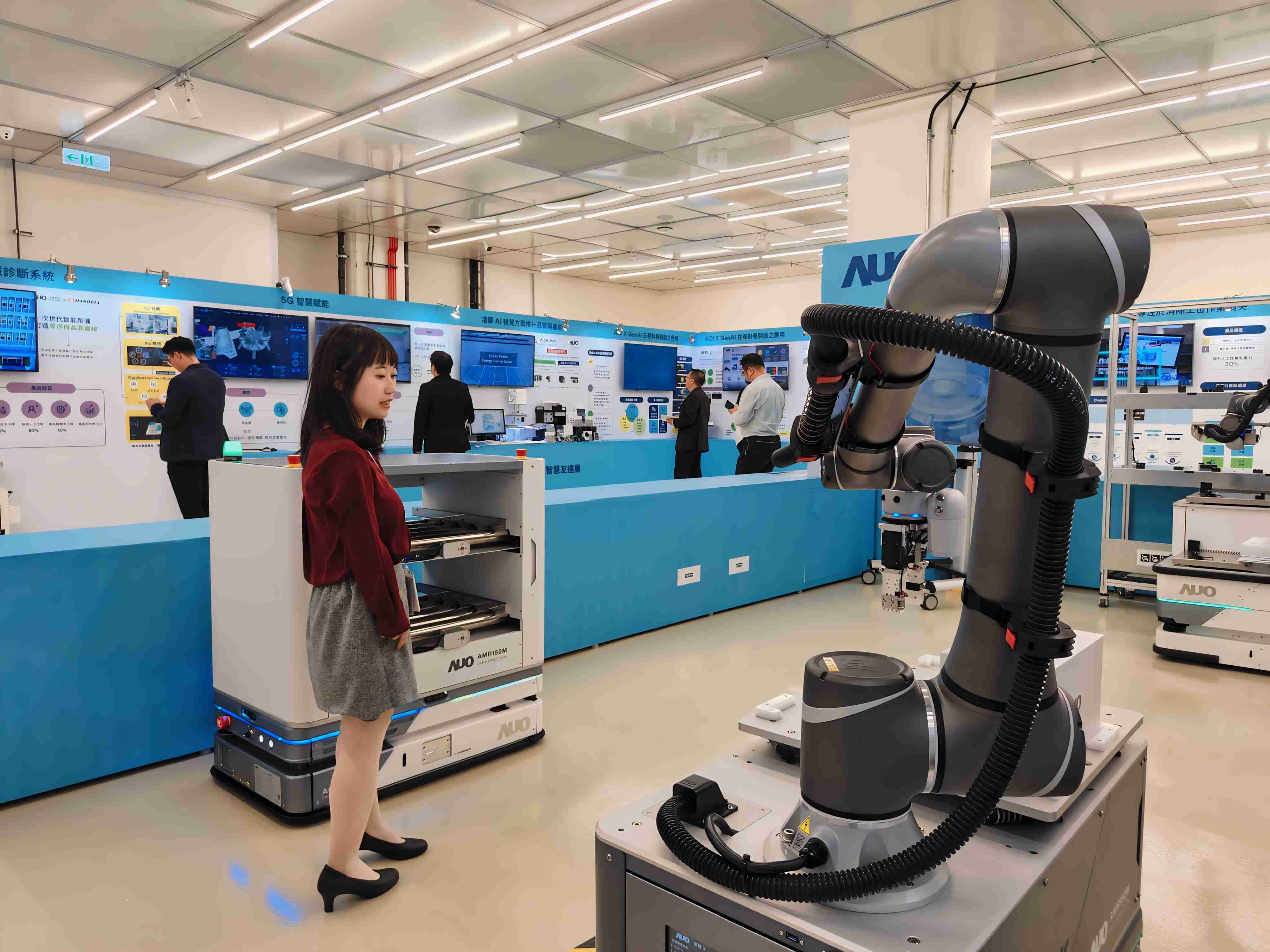 2024智能JDB电子展邀集生态圈伙伴共同参展，，从数字应用、、净零减碳到能源发展，，创造全方位永续商机，，，携手生态圈伙伴迈向永续未来